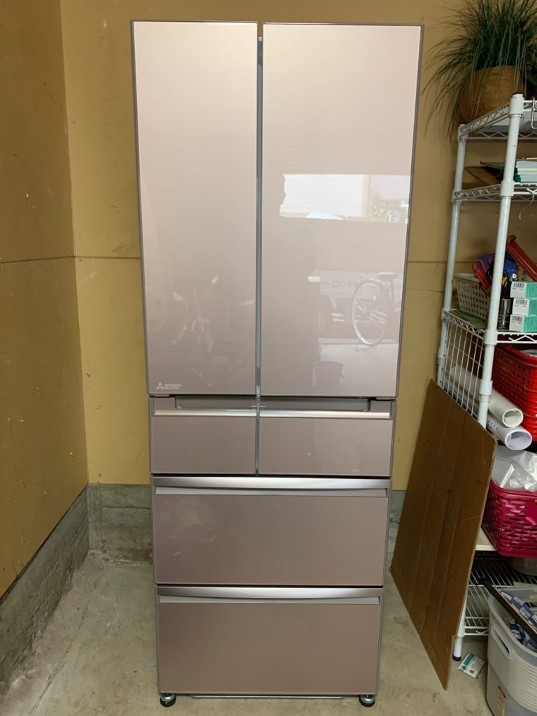 お引越し前のお客様から大型冷蔵庫を買取（品川区）の写真２