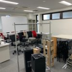 蒲田にてオフィス撤退のためオフィス家具、什器などを回収致しました。（大田区）の写真１