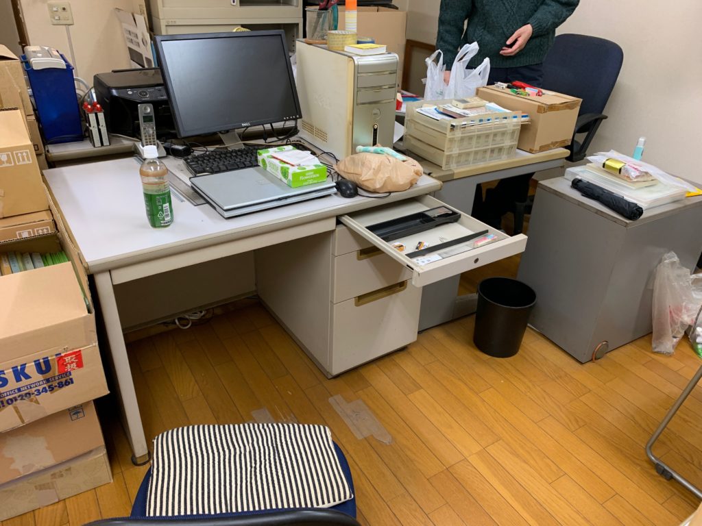 東京支店の撤退のためオフィスの残置物（事務用品など）を処分いたしました。（荒川区）の写真２