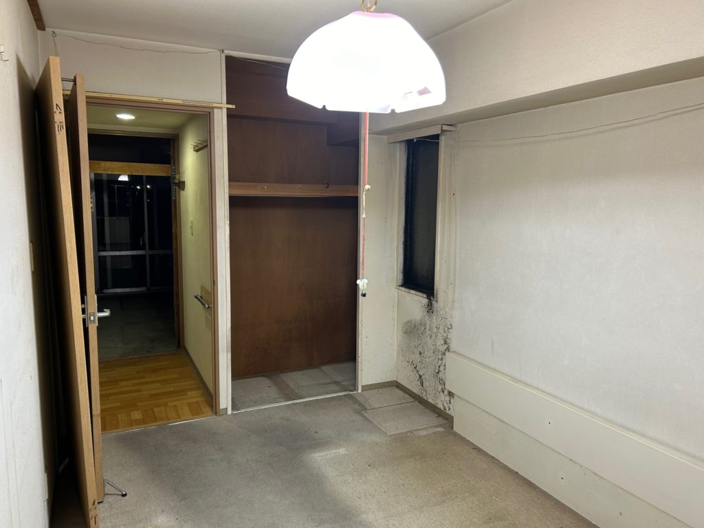 不動産業者様からのご依頼でマンション一室の残置物撤去、処分をいたしました。（鶴見区）横浜市の写真２