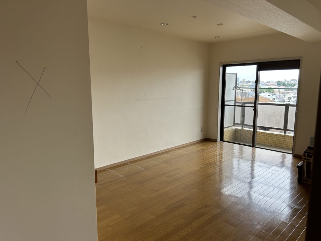 不動産業者様から買取物件のマンションの残地物撤去、処分を行いました。（中野区）　作業前→作業後の作業後の写真２