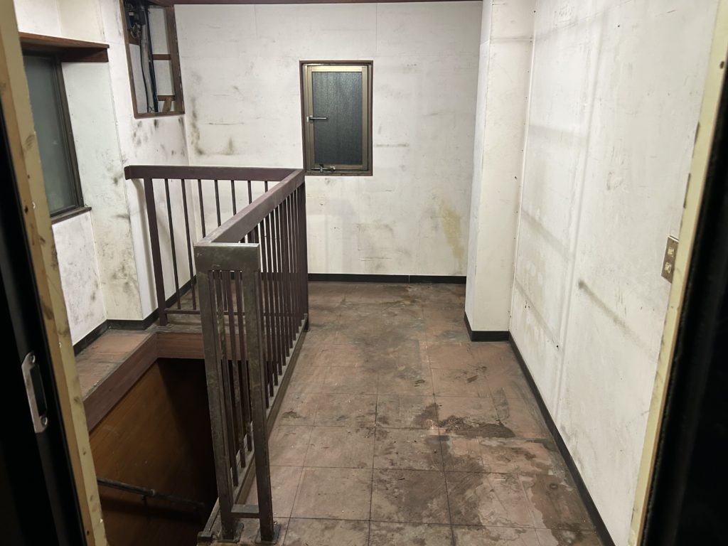 不動産業者様からのご依頼で一戸建てビルの残置物撤去、処分を行いました。（品川区）作業後の写真７