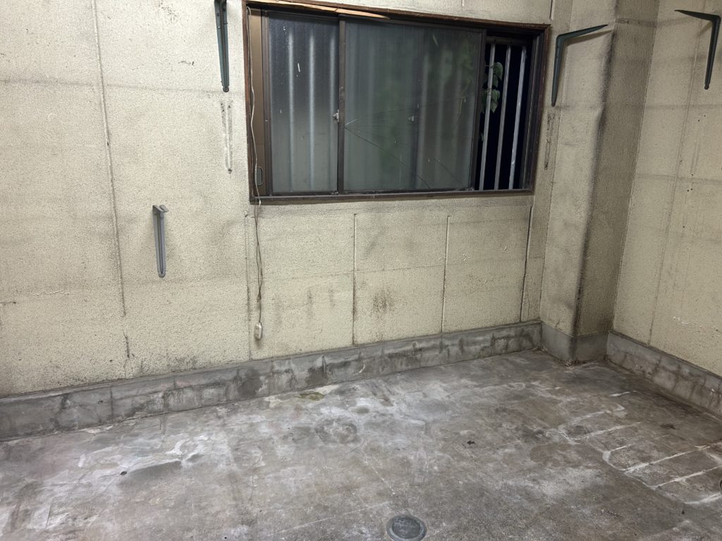 不動産業者様からのご依頼で一戸建てビルの残置物撤去、処分を行いました。（品川区）作業後の写真１１