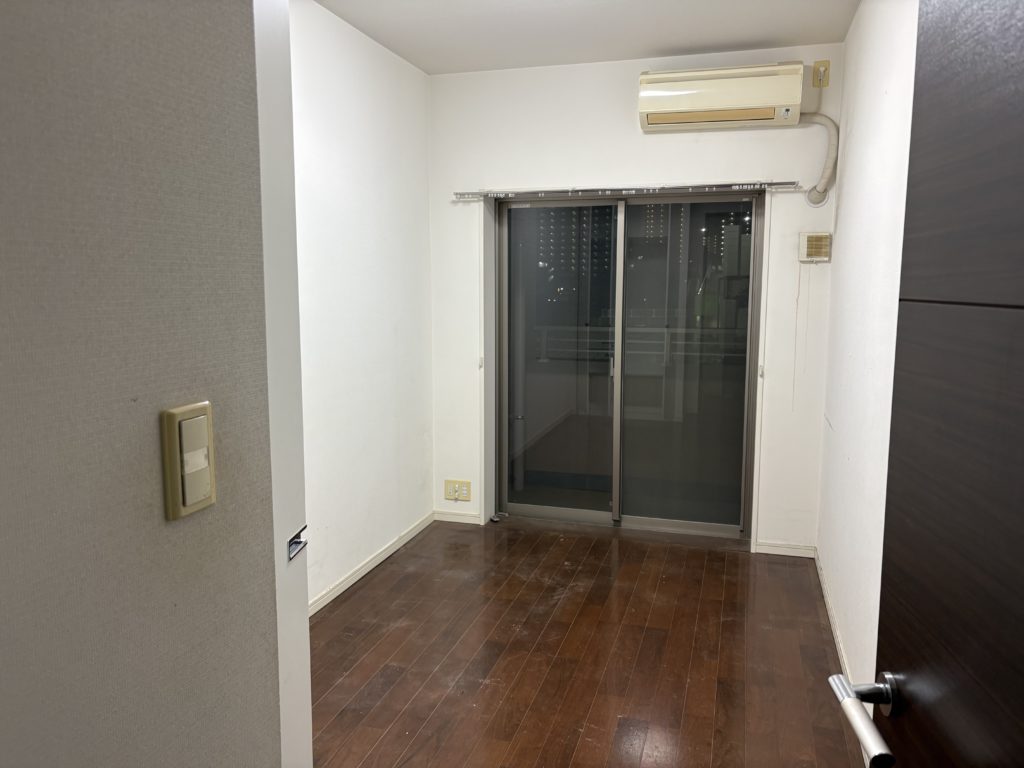 お子様からのご依頼でお母様が住まわれていたマンションの遺品整理を行いました。（品川区）の写真１