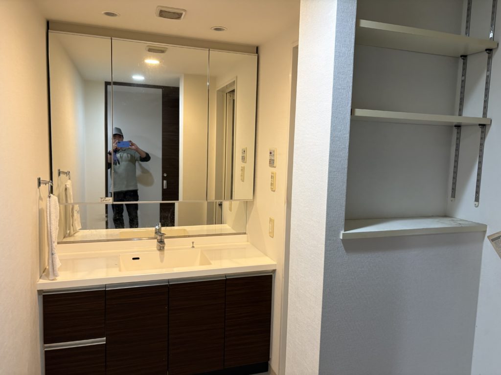 お子様からのご依頼でお母様が住まわれていたマンションの遺品整理を行いました。（品川区）の写真２